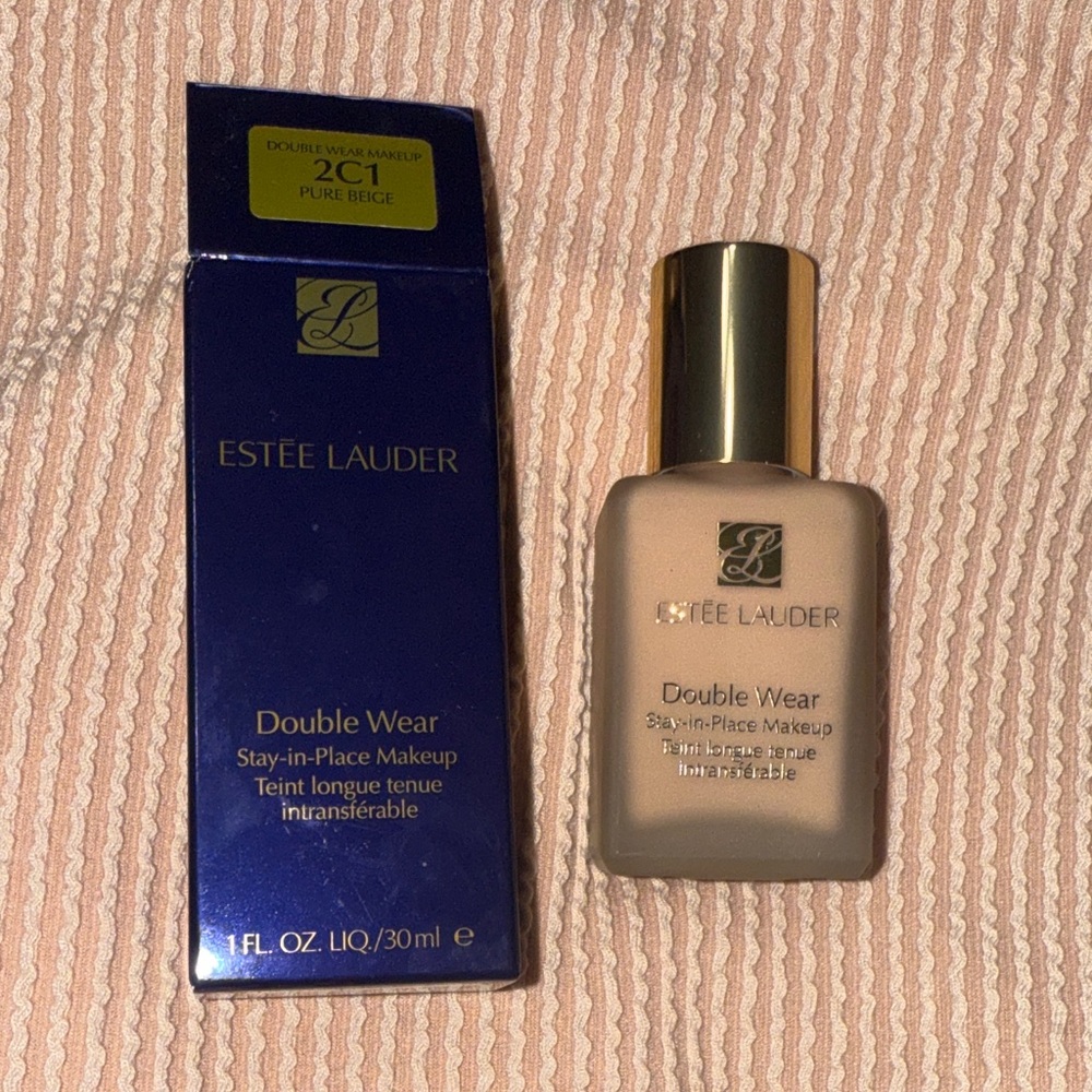 Estee Lauder Double Wear Foundation - Navy Blue Box